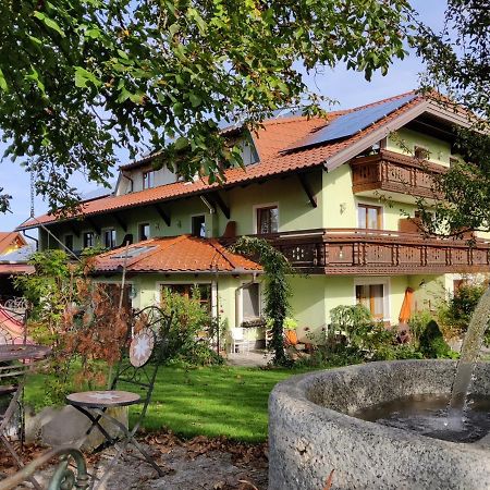 Pension Holzapfel Sankt Georgen im Attergau Exterior foto